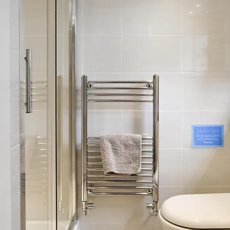 Eldin Hall 2 - Uk2484 펜션